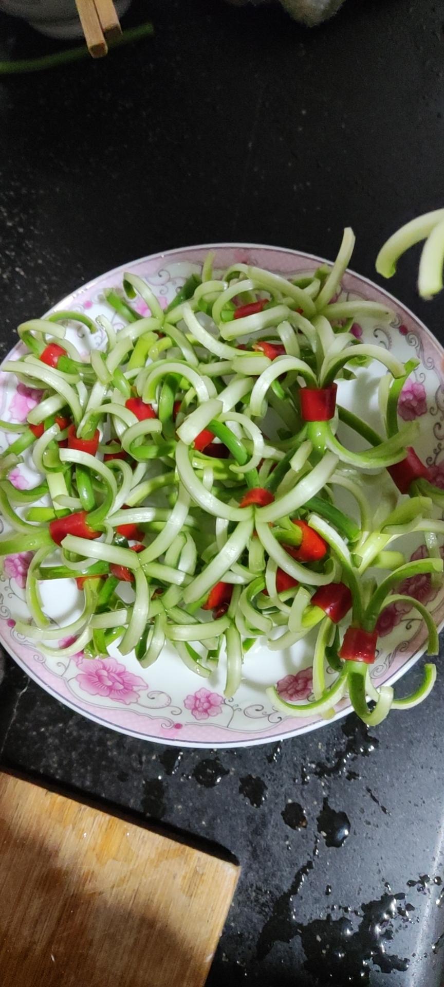 开花蒜苔炒肉