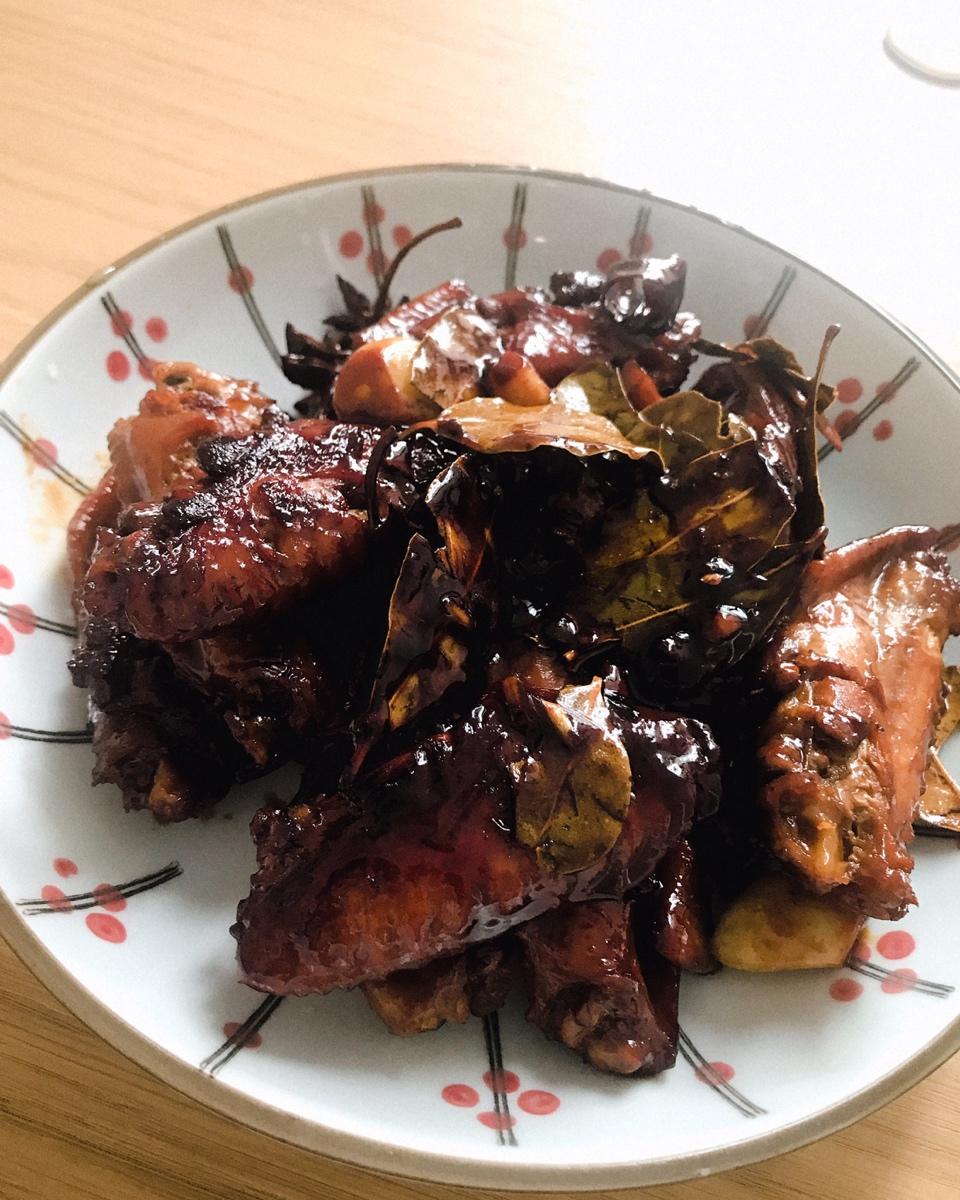 蒜香蚝油鸡翅中