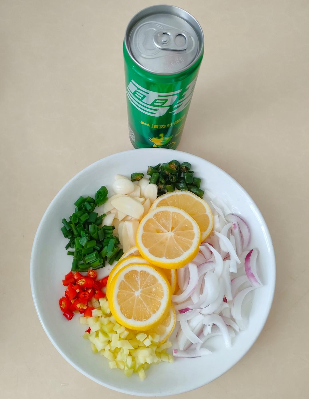 【柠檬酸辣鸡爪】自制超级无敌美味的网红鸡爪