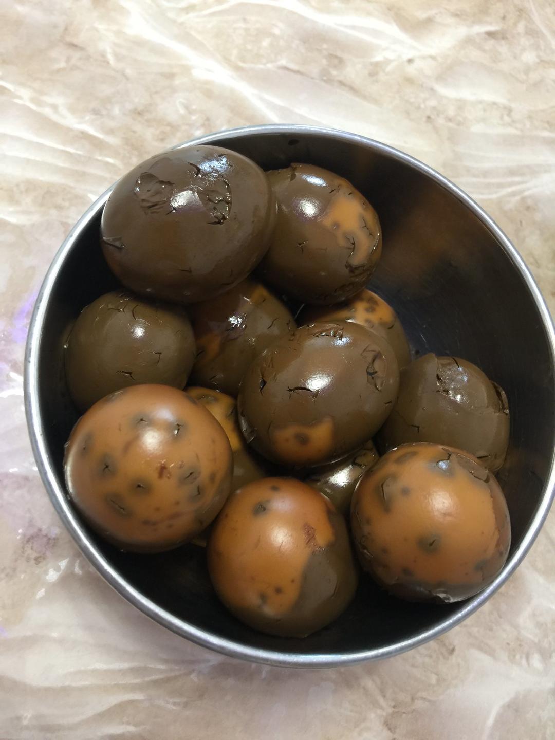 爱吃肉滴小胖纸爱老婆做的乡巴佬卤蛋