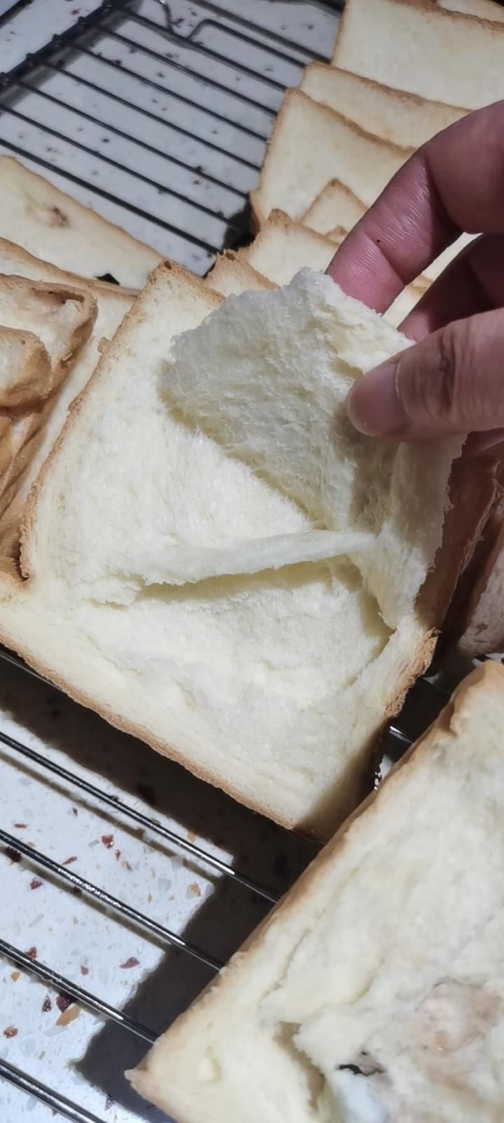 吐司，奶香手撕面包，超级香浓