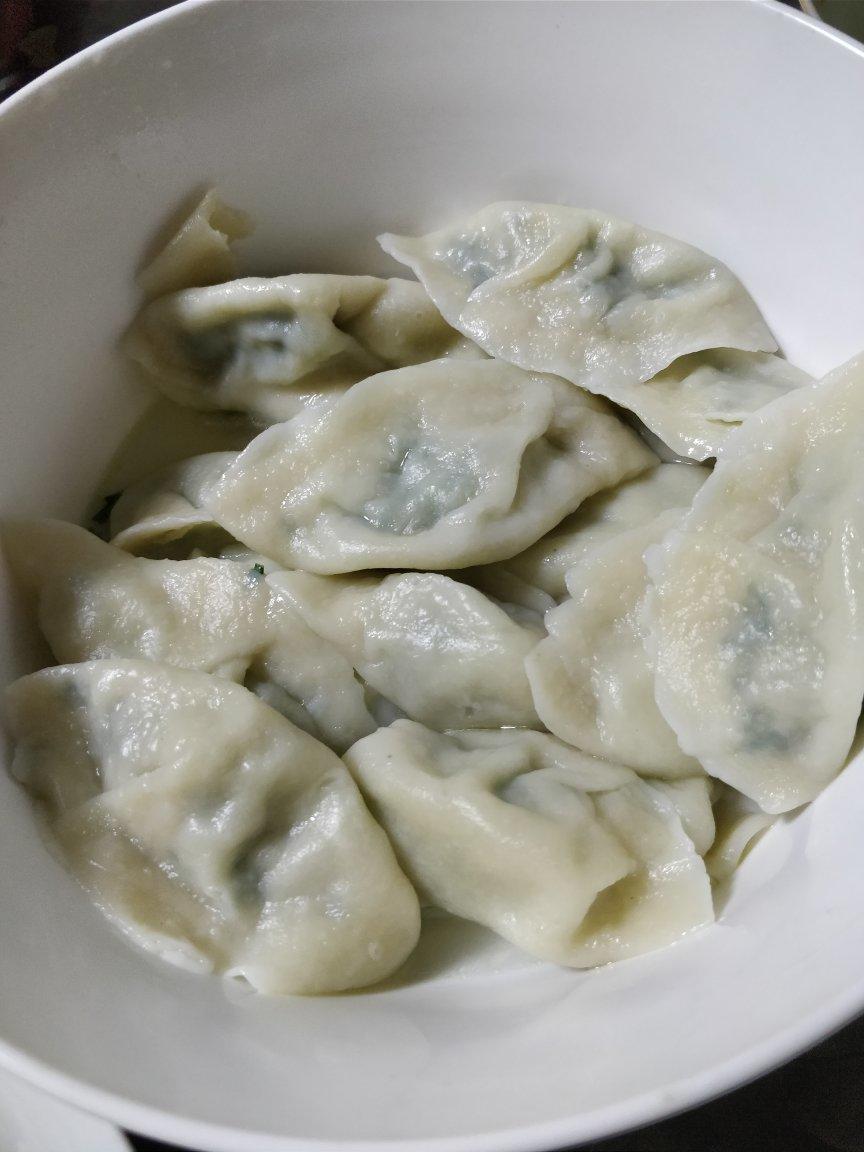 【免揉】皮薄筋道冻后不破的饺子皮