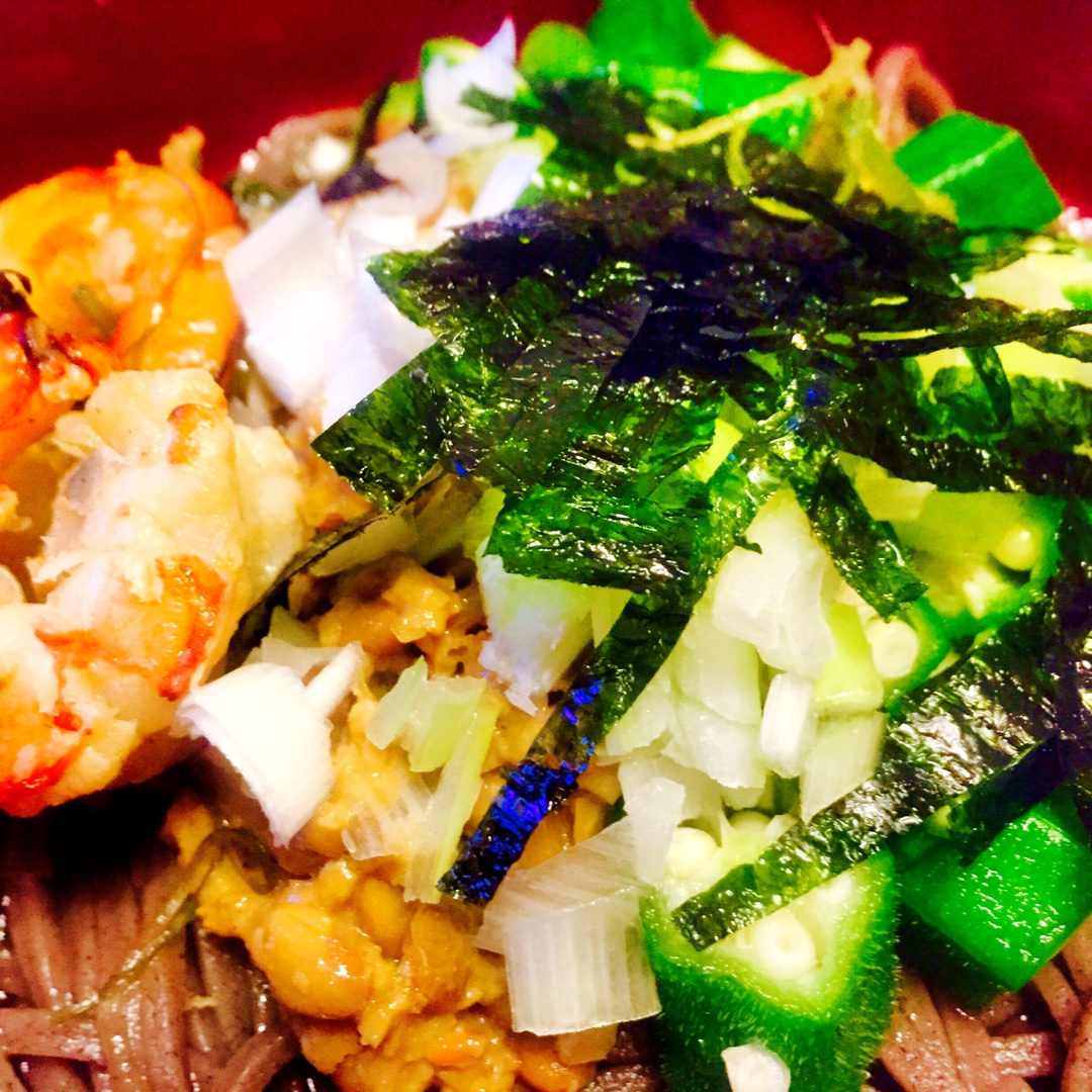 納豆オクラそば（纳豆秋葵荞麦面）
