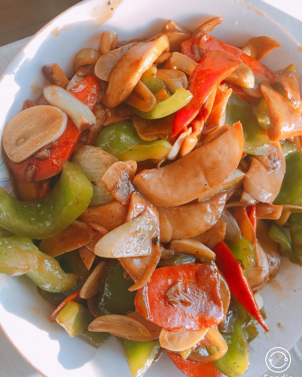 伊春土特产代购做的腊八蒜烧杏鲍菇