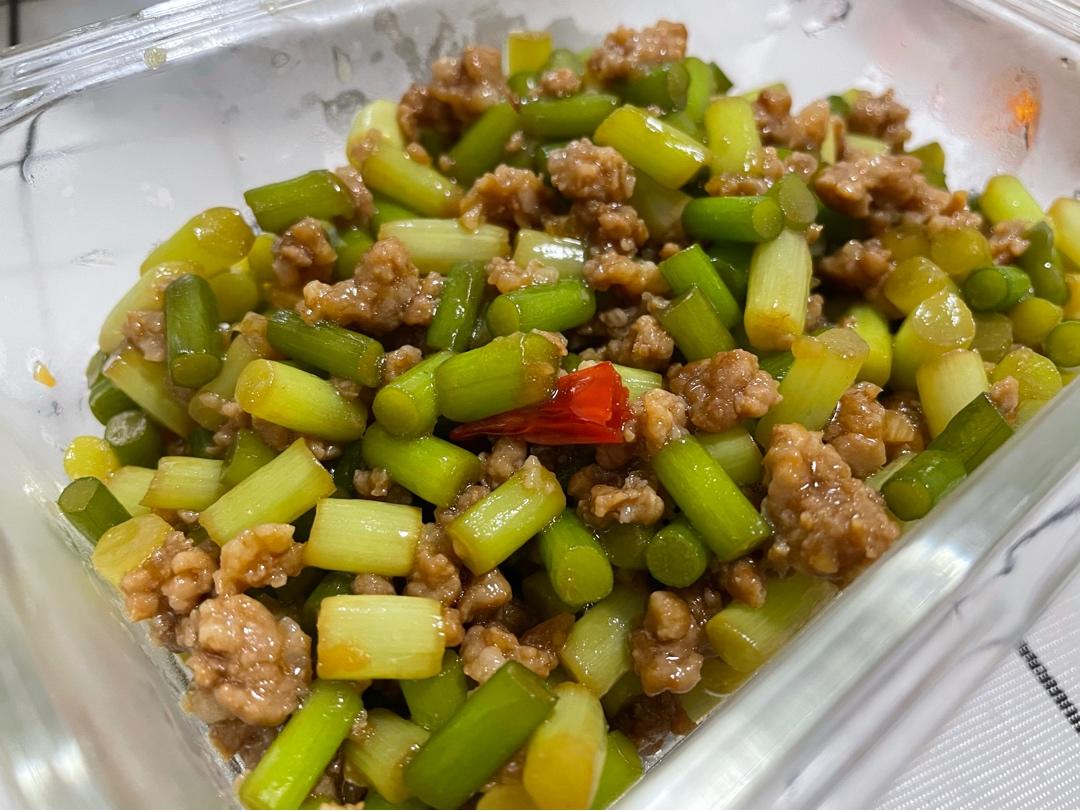超下饭的蒜苔炒肉末