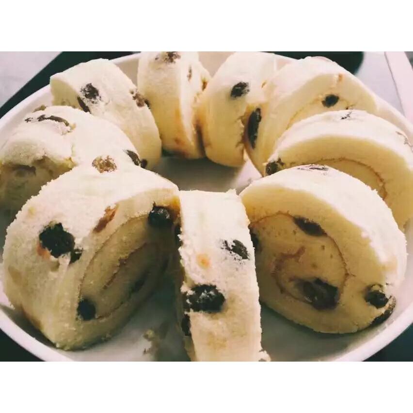 nyss做的葡萄干蛋糕卷