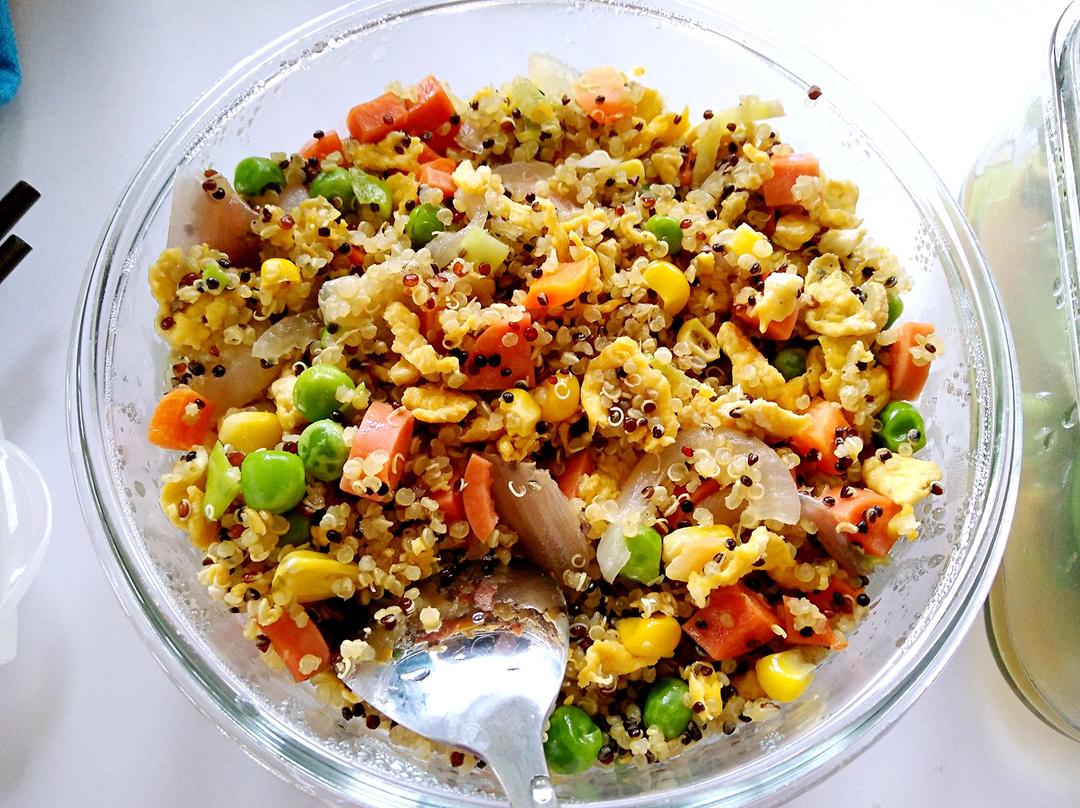 【虾仁蔬菜炒藜麦】营养早餐