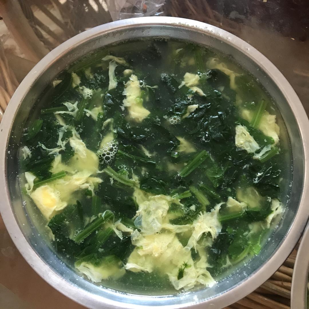 菠菜鸡蛋汤