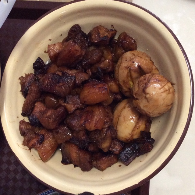 豆结卤蛋红烧肉
