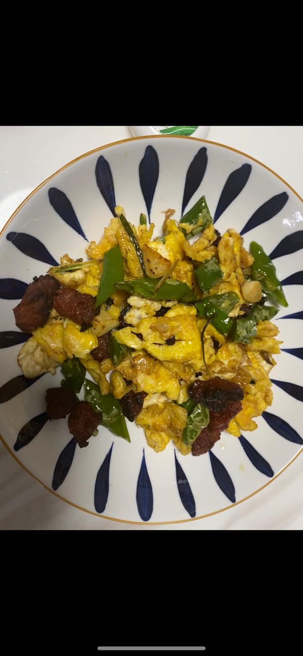 快手菜香肠炒青椒鸡蛋