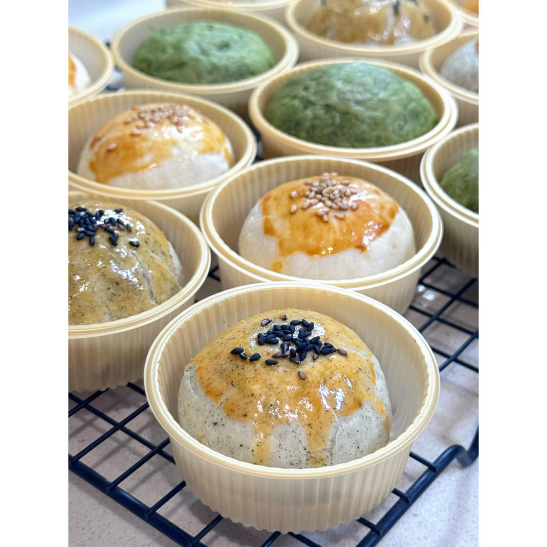 蛋黄酥~紫薯、抹茶、原味~花好月圆，中秋快乐~内附一次做六色蛋黄酥方法~