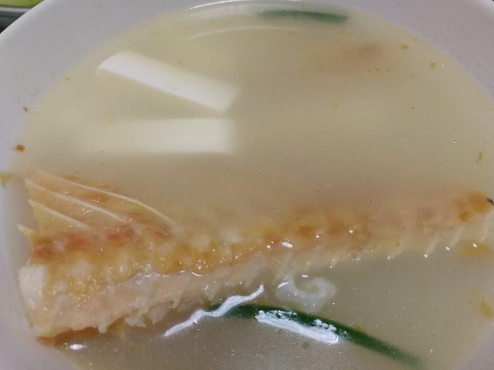 三文鱼豆腐汤