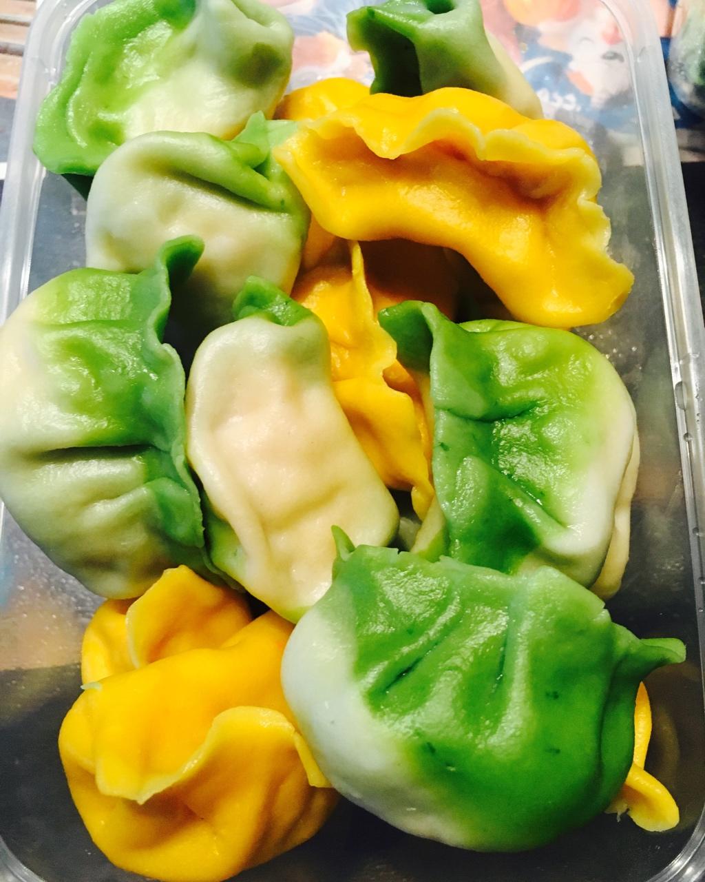 雨雪霏霏0527做的胡萝卜饺子皮饺子