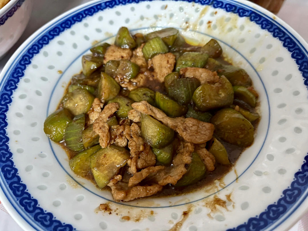 丝瓜炒肉片