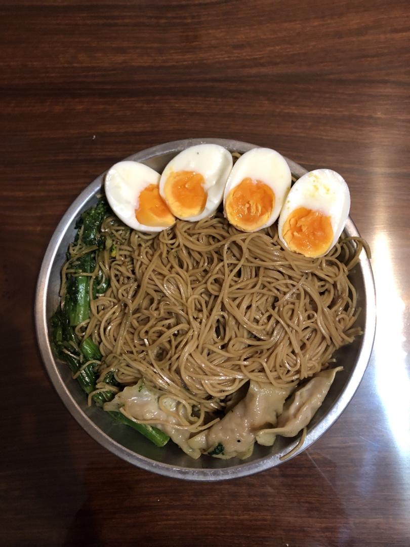 秒杀路边摊的炒方便面