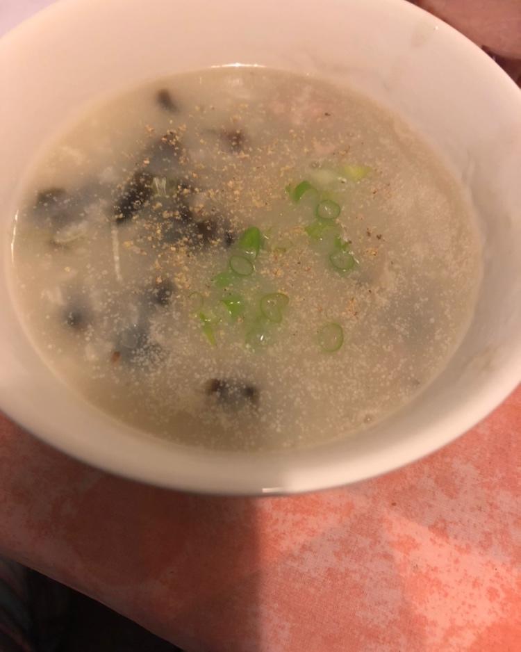 堂妈小厨——超好喝的皮蛋瘦肉粥
