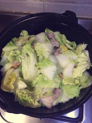 冬日里的白菜炖冻豆腐的做法 步骤3