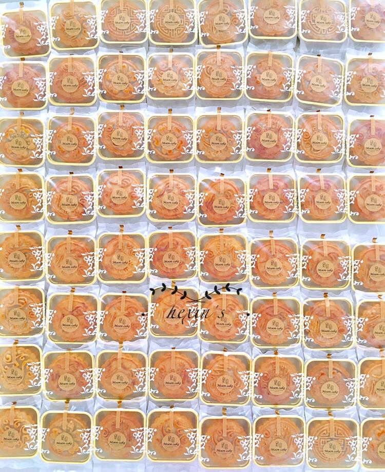 广式月饼——蛋黄莲蓉月饼