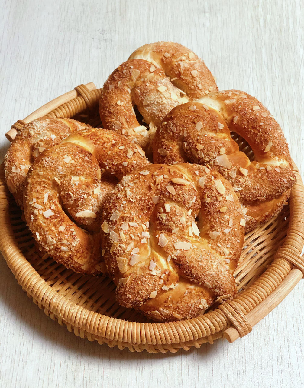 天然酵母美式杏仁扭结面包（American soft almond pretzel）