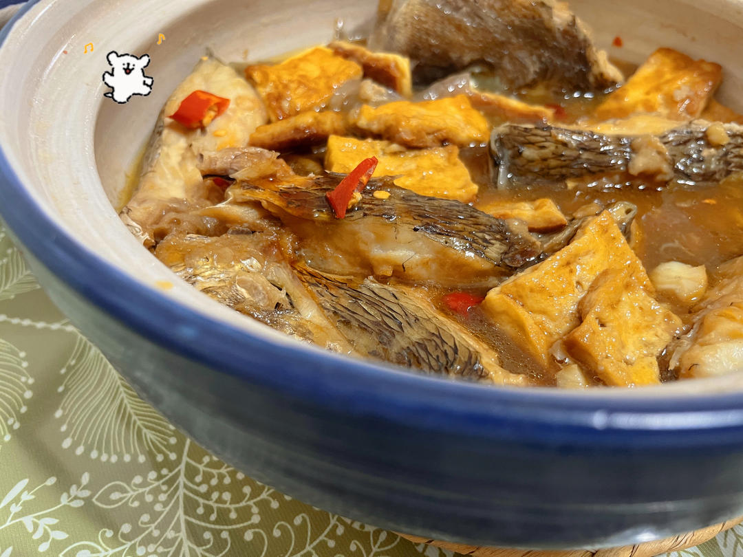 鲜嫩豆腐鲈鱼煲