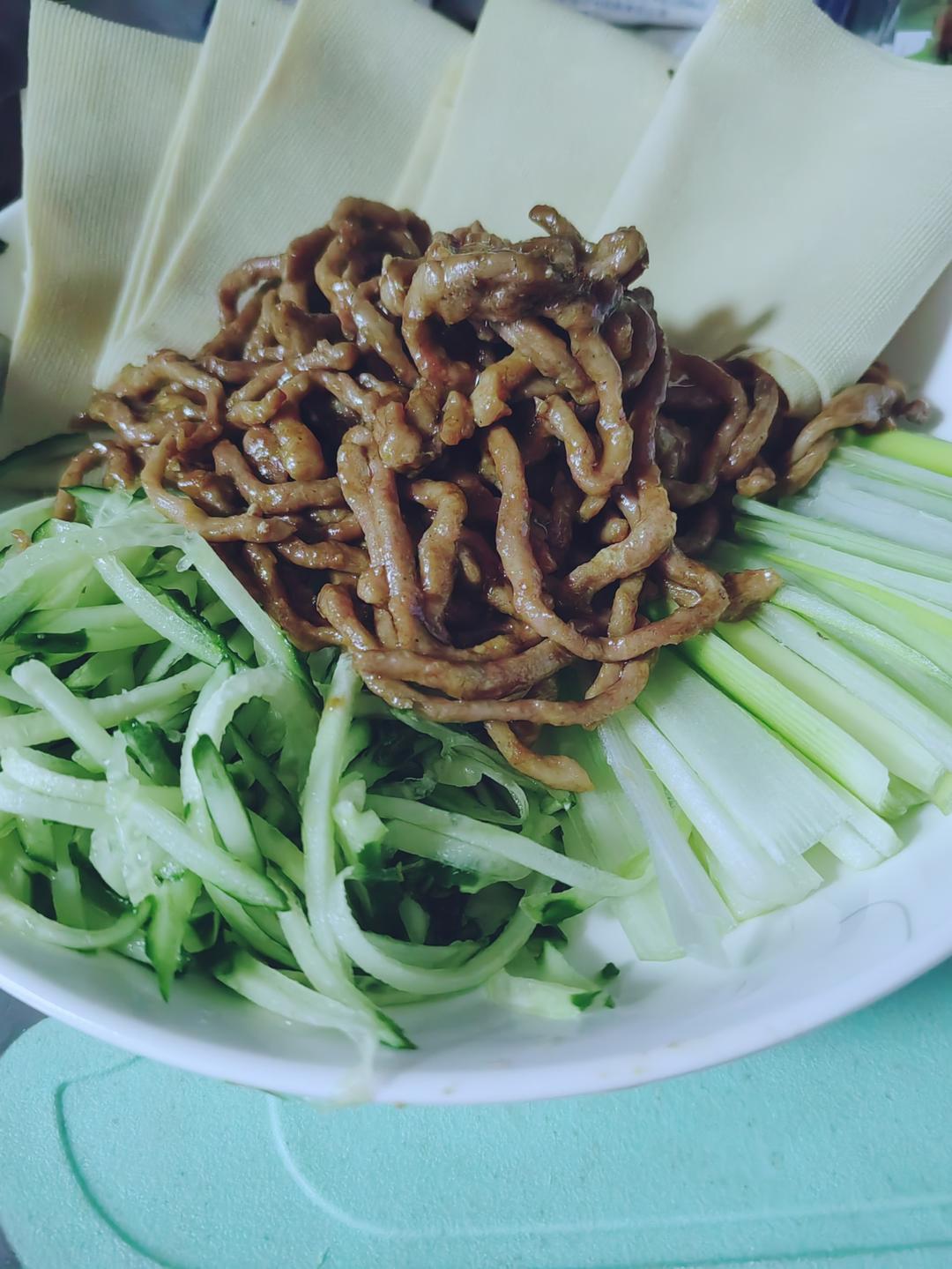 京酱肉丝：简单易学颜值高的大菜