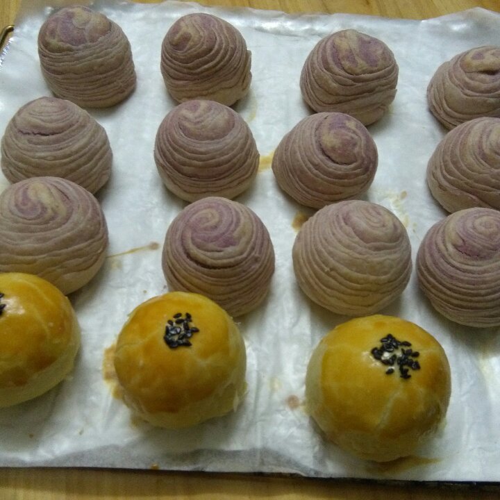 蛋黄酥