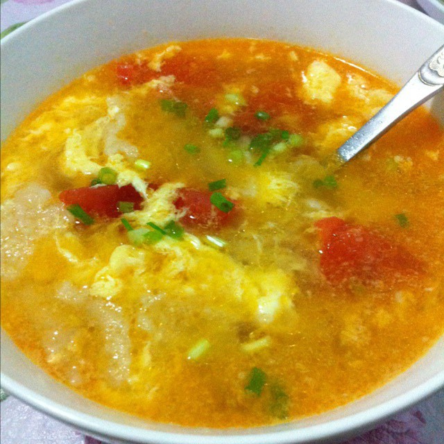 西红柿鸡蛋疙瘩汤