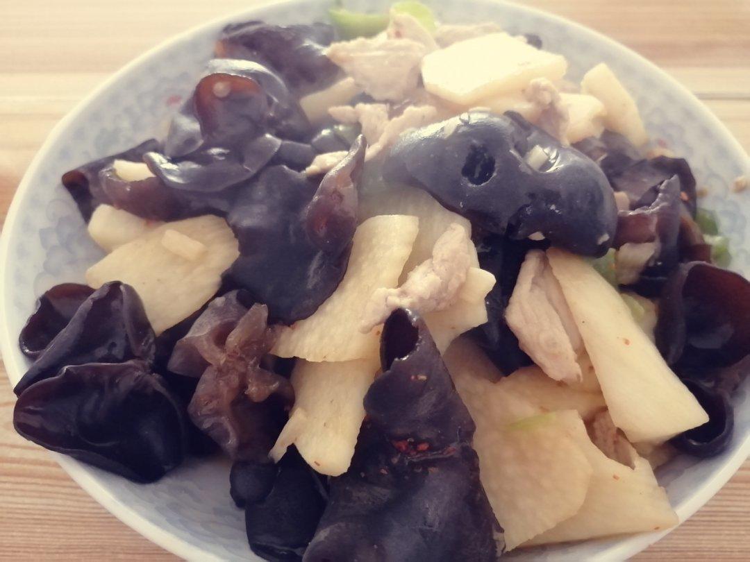 山药木耳炒肉