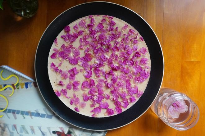 三生三世十里桃花🌸蜜桃玫瑰慕斯蛋糕的做法