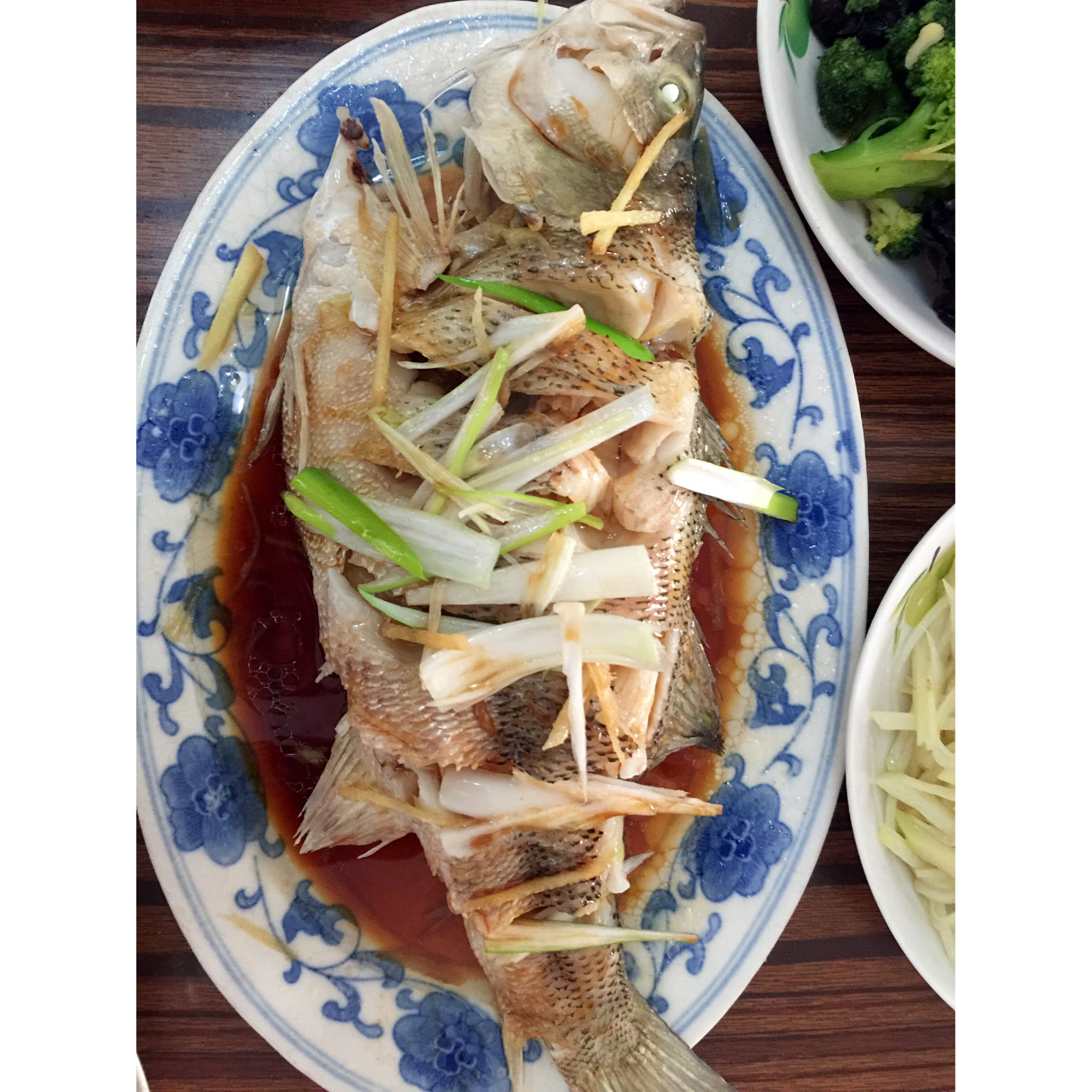 清蒸鲈鱼