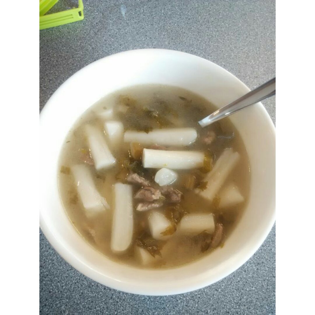 咸菜冬笋汤年糕