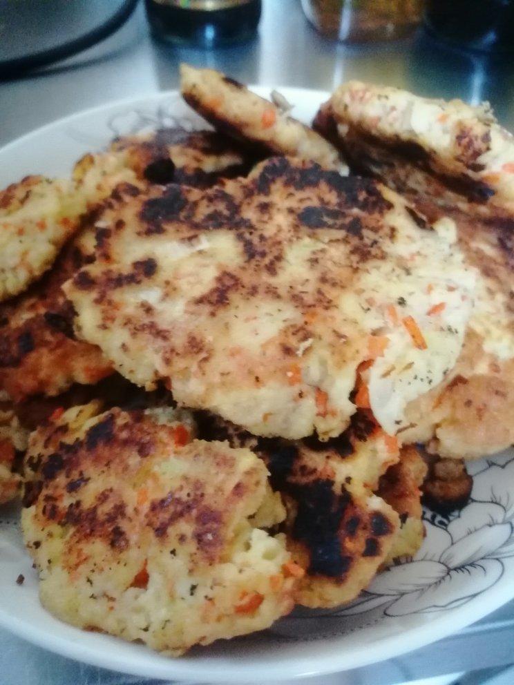 人见人爱好吃香喷喷的豆渣饼🤭🤭🤭