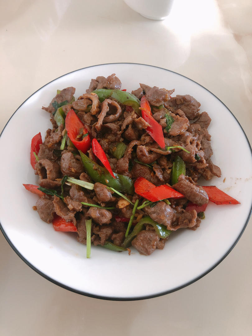 家常小炒牛肉（嫩滑爆赞）