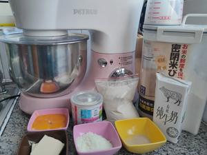 蛋黄奶香吐司的做法 步骤1