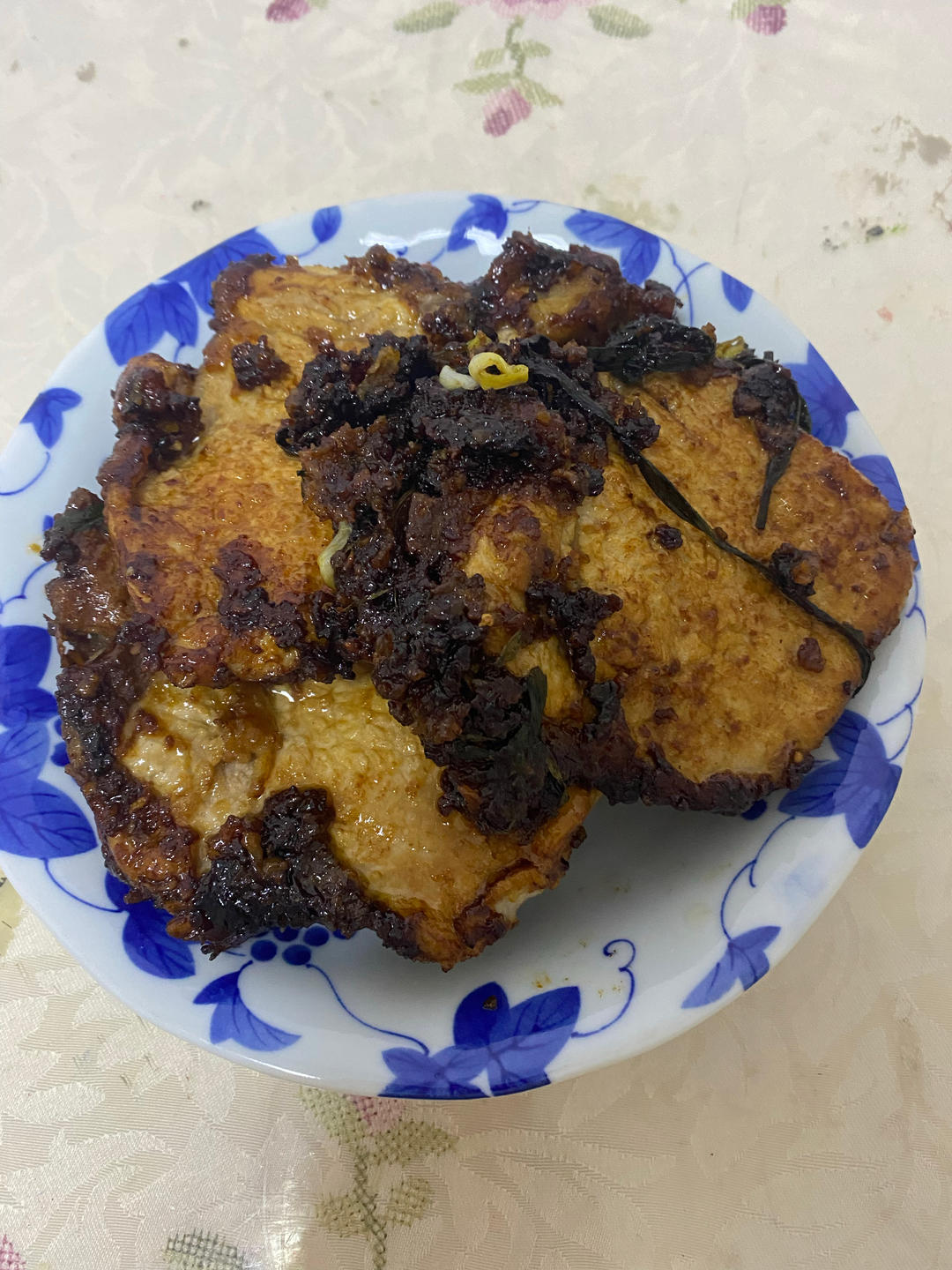 超嫩超香的葱烤大排