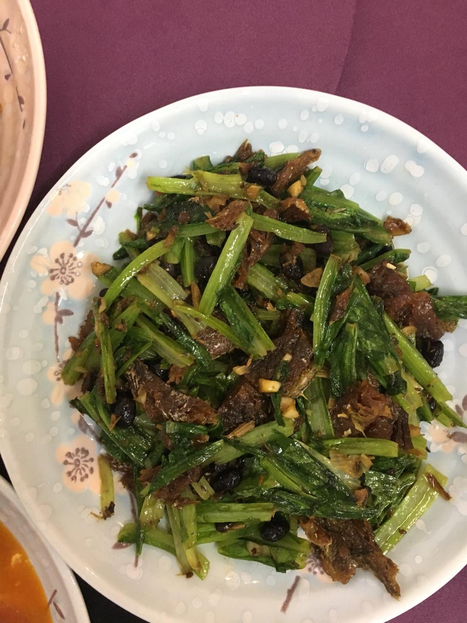 豆豉鲮鱼油麦菜