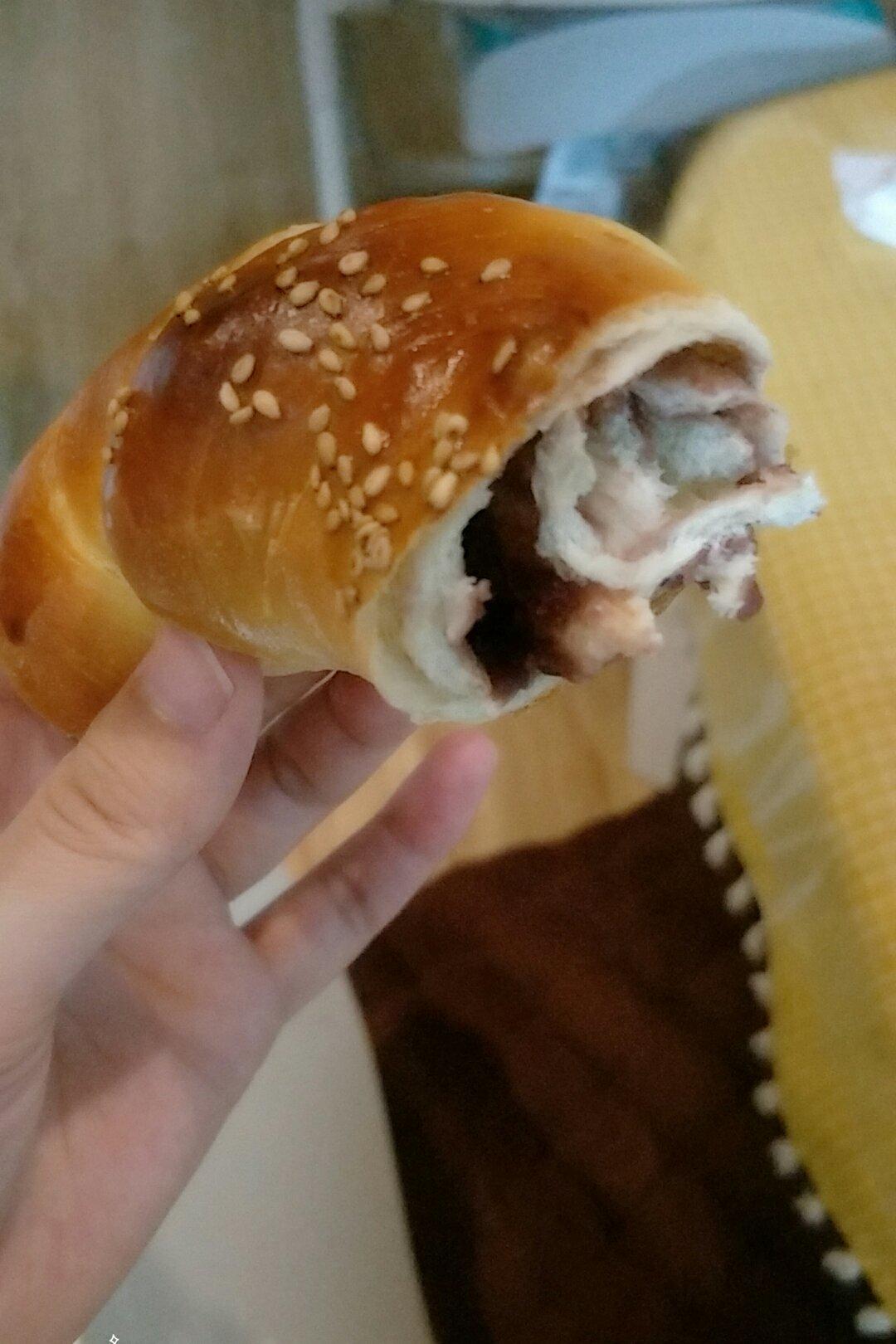 黄油牛角包