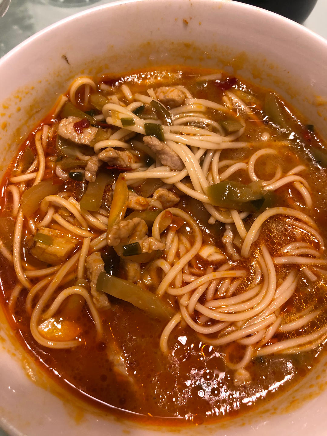 夏天来了，没胃口就来份香辣开胃榨菜肉丝粉