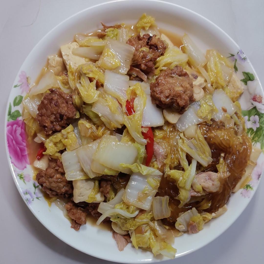 白菜粉条炖丸子