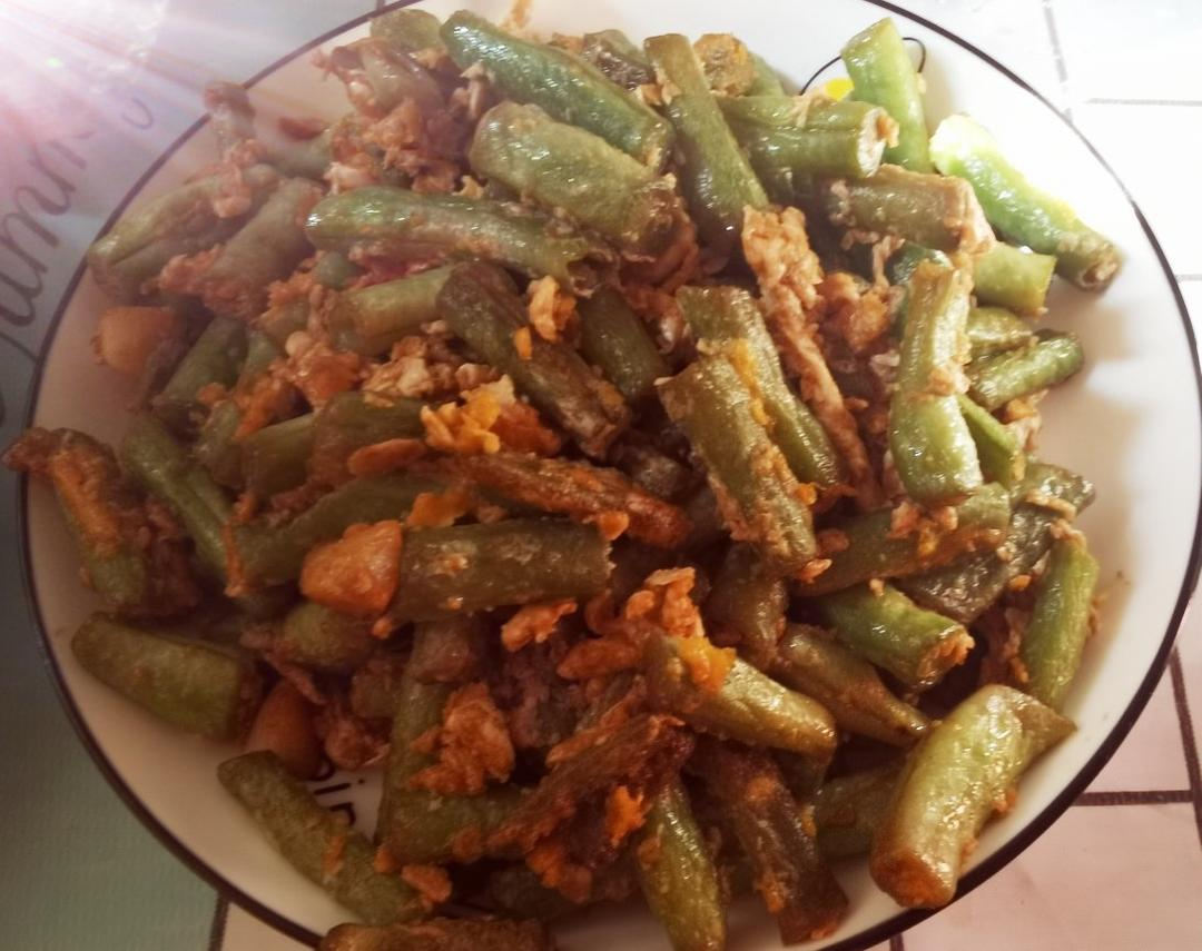 豆角炒鸡蛋