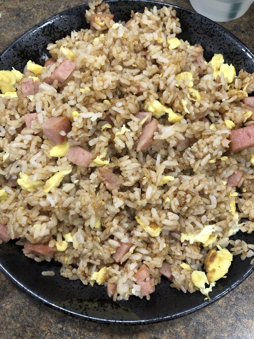 好吃到停不下来的酱油蛋炒饭