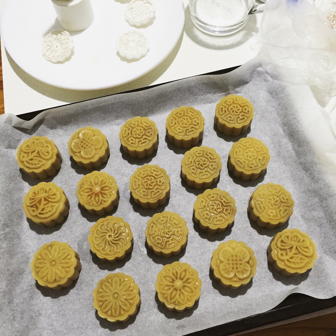 【曼食慢语】蛋黄莲蓉月饼