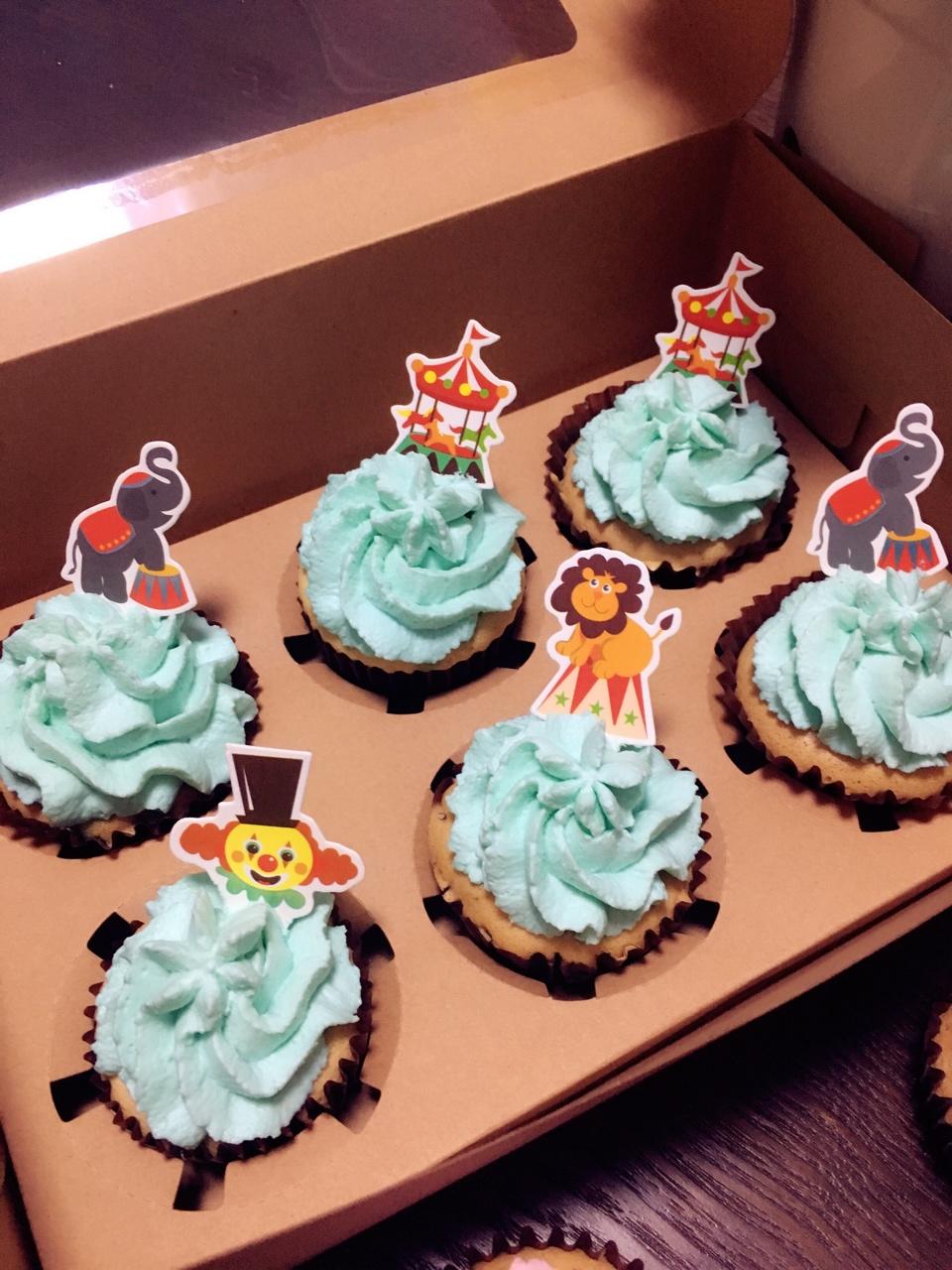 裱花嘴挤花大全：各式各样的 Cupcake纸杯蛋糕挤法