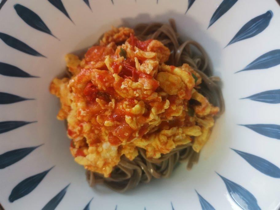 番茄鸡蛋荞麦面