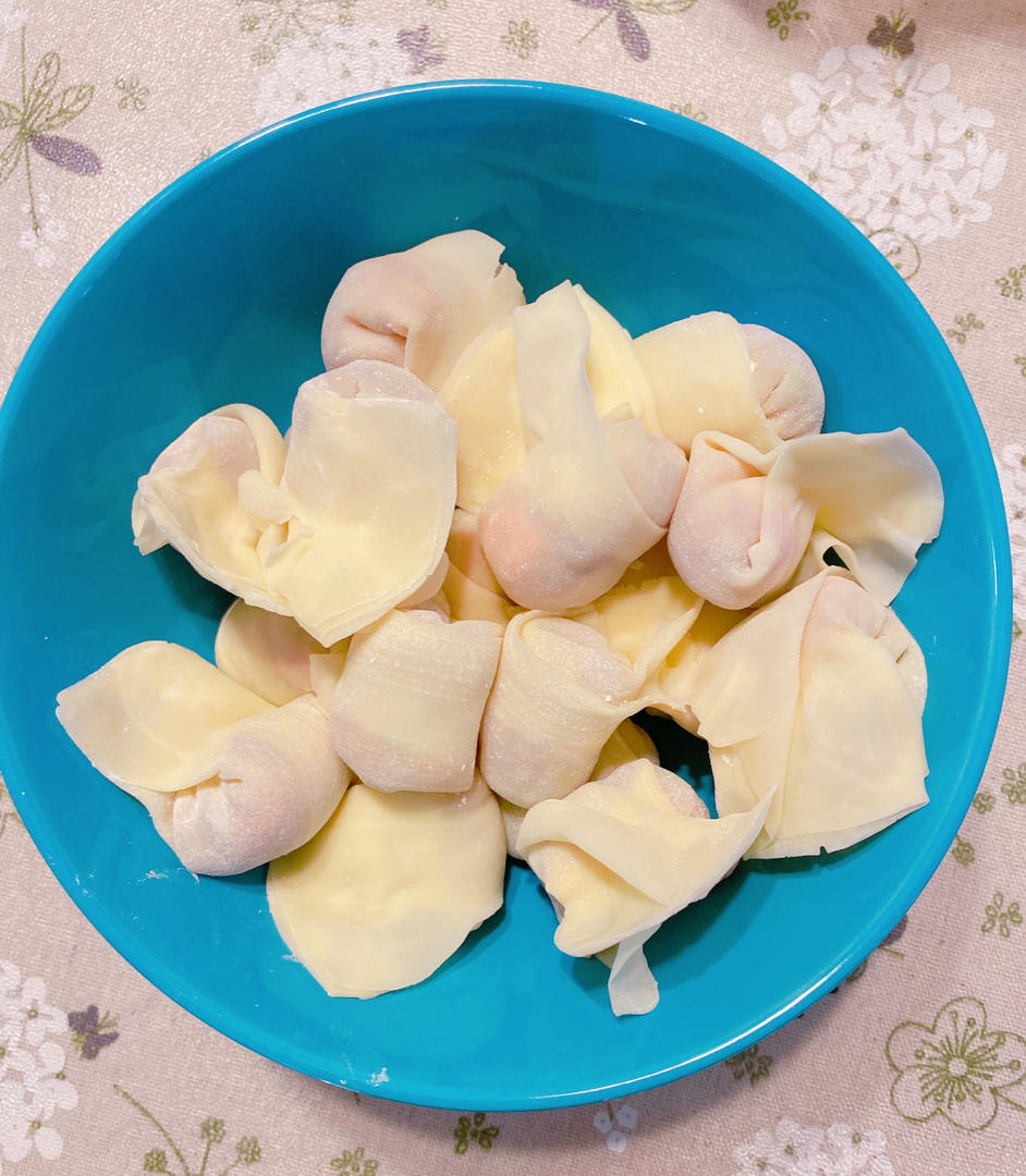 鲜肉虾仁混沌馅（附加超详细的混沌包法）