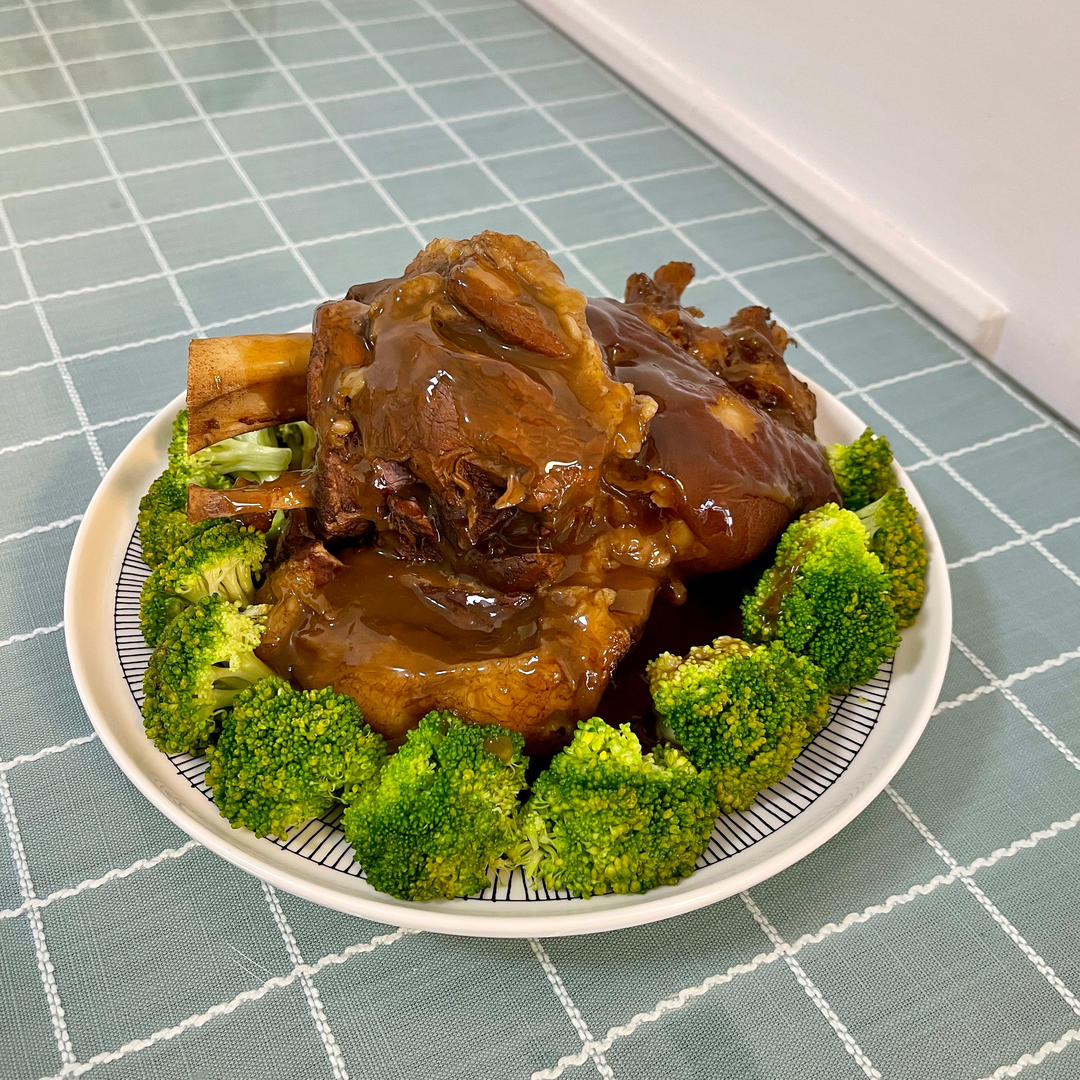 【曼食慢语】秘制东坡肘子