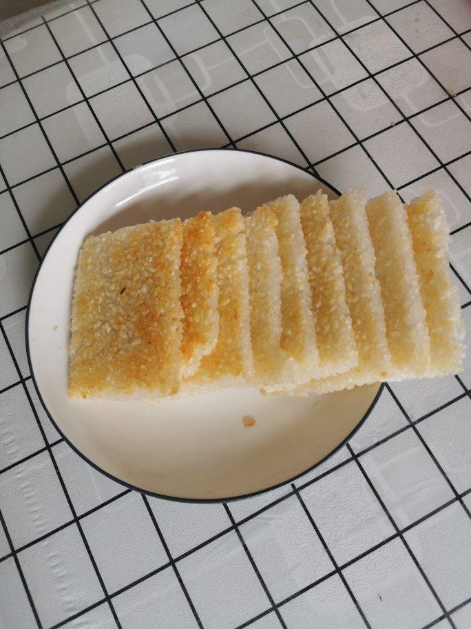 糯米糍粑---江南人叫它糍饭糕！