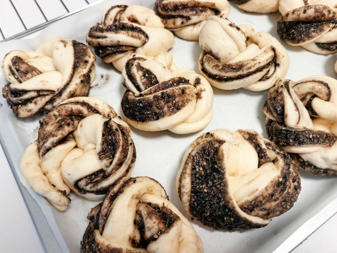 养生又好吃🔥超香超松软的黑芝麻奶酥面包