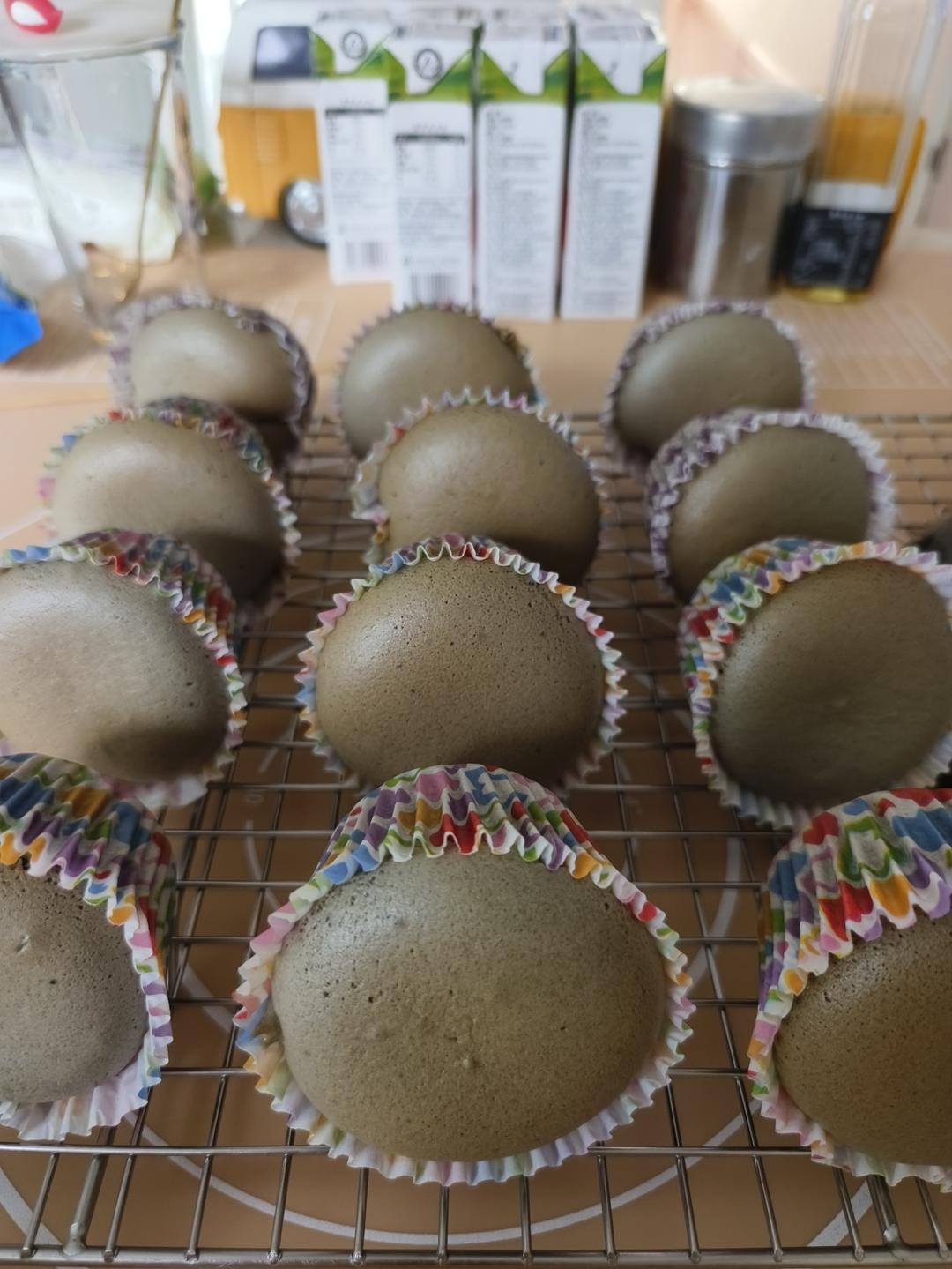 无水不塌不裂的～戚风纸杯蛋糕