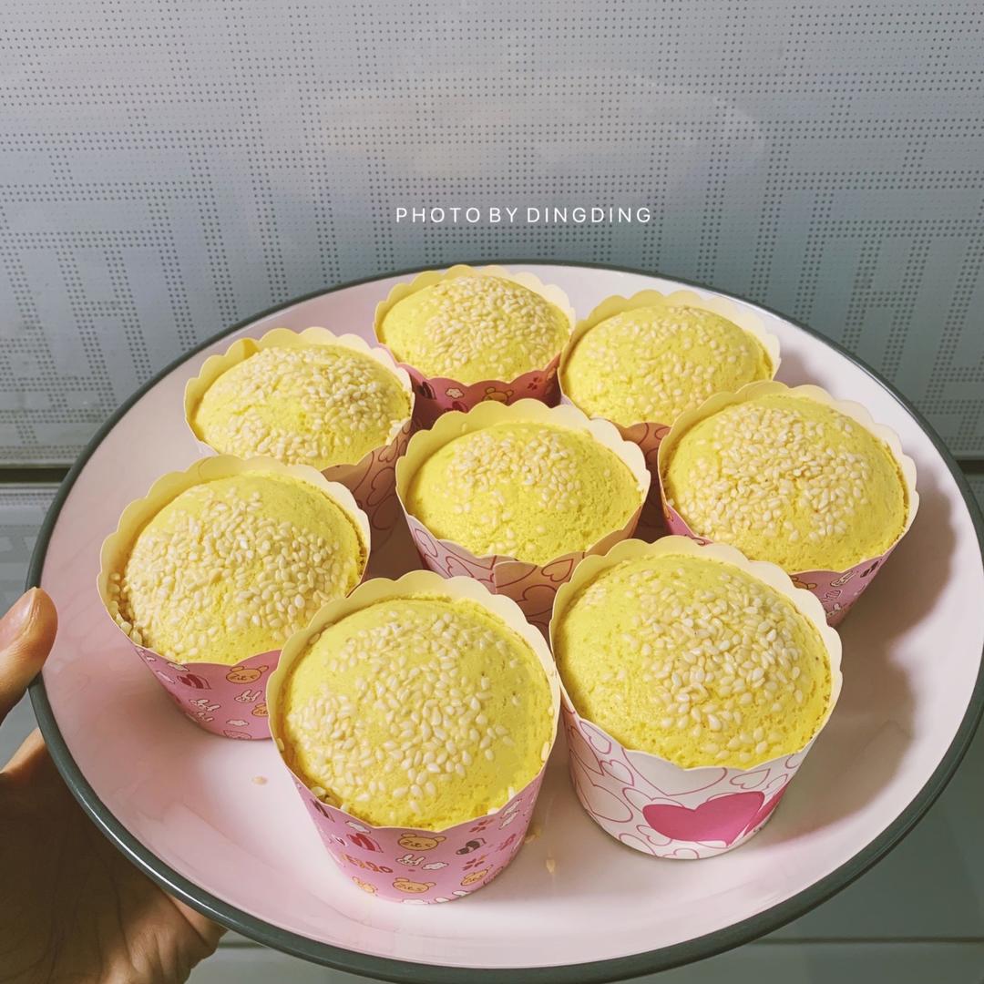 中筋面粉版无水纸杯蛋糕